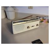 6 TRANSITOR cordless CHANNEL MASTER