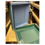6 Rubbermaid Plastic Trays 14' x 16'