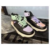 womens size 39 fashion sneakers