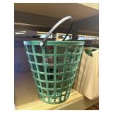 Green golf Basket, Would make nice egg basket