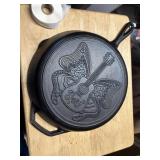 LODGE DOLLY PARTON  cast iron skillet 12'