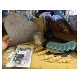 metal heart with dog paw sign, scrunchs silicone