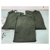 3 mens 2xl GILDAN dark green tshirts