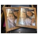 2 picture frames, 10' x 13'