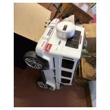 kids  LEXIUS rechargable car no charger