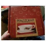 phaltzgraff 16oz gravy boat with saucer   basement