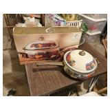 CORNACOPIA enamel on steel 2 qt covered