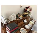 everything on piano, santa, rack of bone china