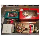 tote/ lid various christmas ornaments,