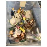 tote with lid, easter bunny figuires, salt n peppr