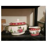 snowman soup terrain, ladle,  and gravy boat