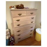 dresser 7drawers, 51' tall x 18' x 36'