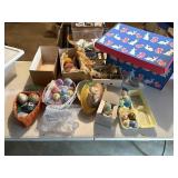 easter box with easter decor, ceramic eggs etc