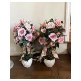 2 silk topiaries with wreath   LR