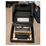 electric typewriter ROYAL ARISTICRAT, in plastic