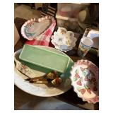 large Platter, tupperware container, placemats,