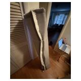 area rug , white shag glittery, 5ftx 7ft bedroom 3