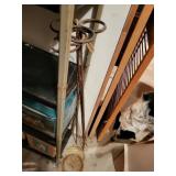 6 metal stakes for outside to rope off area