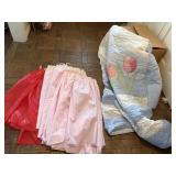 5 tableskirts, day bed quilt cover   foyer