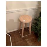 wood bar stool 24'x 13'
