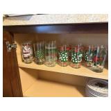 12 christmas drinking glasses in storage bag