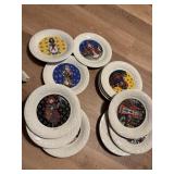 (12) 8' Santas around the World Plates