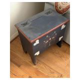 wood storage country themed box 19.5' x 12' x 19'