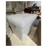 4 totes w/ lids 61quart, all are missing handles