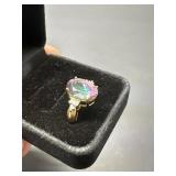 ladies ring 10K gold wgt 3,85g, size 5.75