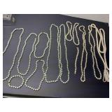 11 necklaces 2 bracelets faux pearls