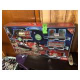NORTH POLE JUNCTION CHRISTMAS TRAIN