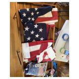 5 U.S flags  various sizes   living room