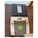 weight watcher scale, taylor scale  livingroom