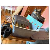 7 pr shoes/ boots 9 to 9.5,, 2 pr YUU womens