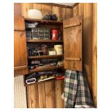 cabinet contents, hardware, level , swift