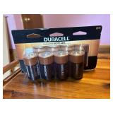 8 duracell D batteries exp 3/27