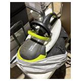 garden groom plus with carry case, electric