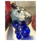 5 colbalt balt blue dishes, indian dolls