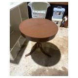 claw foot side table, 23.5'x 26' tall