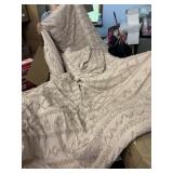 Full Size Comforter with 2 pillow cases