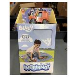 Bluey truck with 2' x 2.5' felt playmat