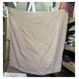 USED heavy thermal blanket full/ queen size