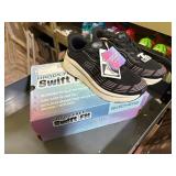 new with tags, womens size 6.5, skechers