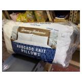 2 king size pillow tommy bahama NEW