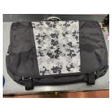 sumo laptop messenger bag new with tags,