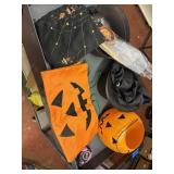halloween plastic kettle, top hat, longaberger