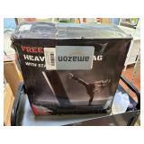 FREE STANDING heavy boxing bag with stand