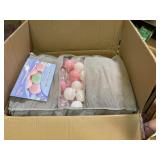 2' toy balls pink and white 500 total with bag