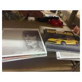 22 (2026) calendars taylor swift, marilyn monroe