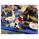 lot of dolls, trinket box, tiny lantern, brass